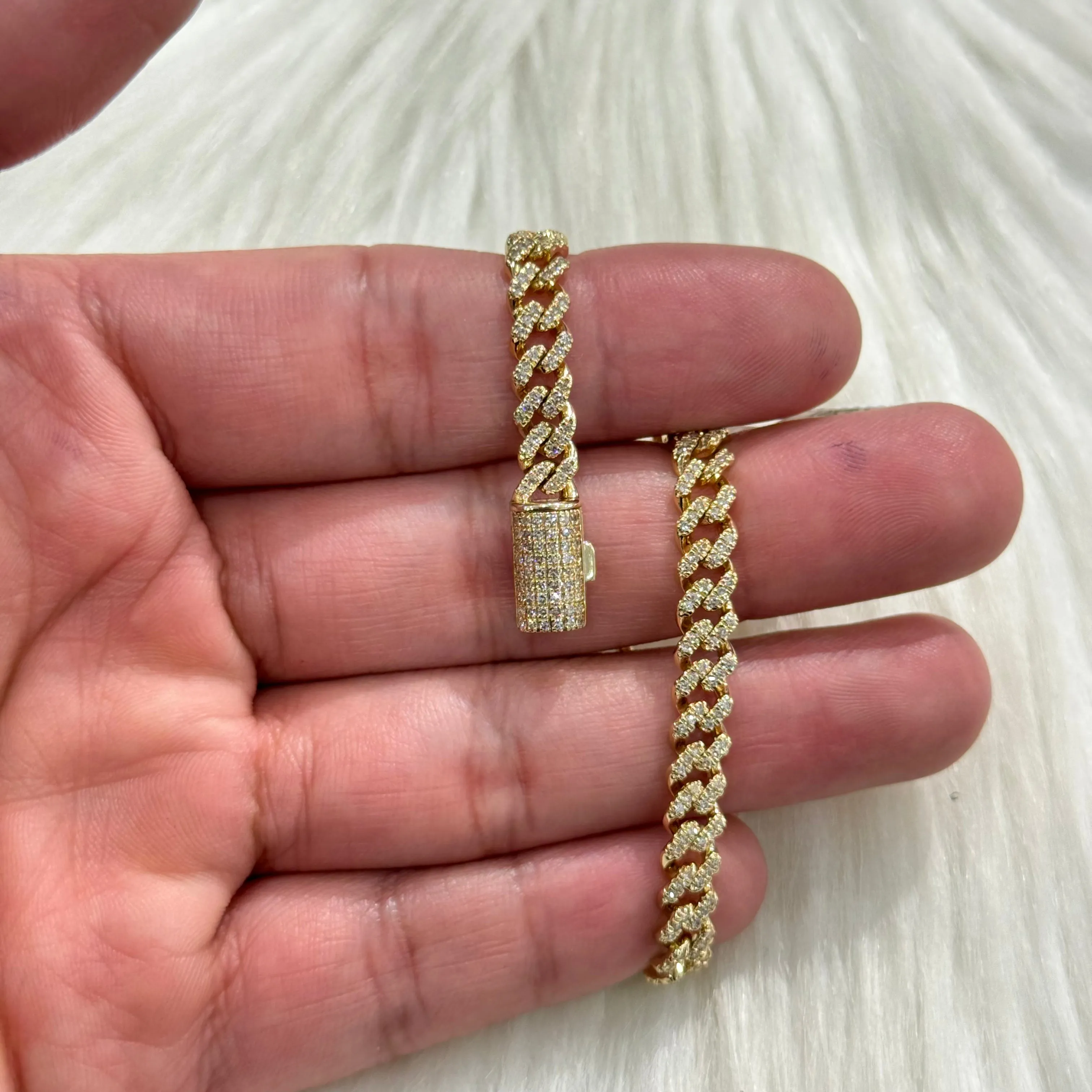 10K Yellow Gold Bustdown Bracelet 0.89Ct Dia / 9.1gr / 4.5mm / 8in