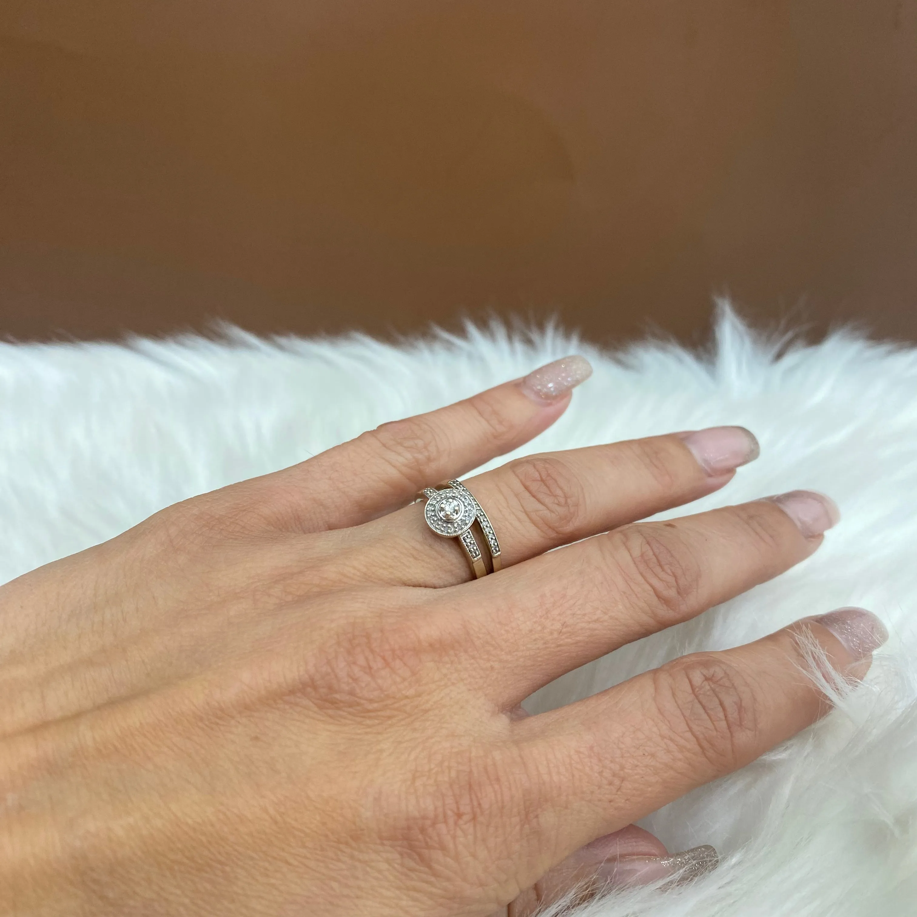 10K Yellow Gold Diamond Fashion Circle Engagement Ring Ct Dia / 2.7gr / Size 6