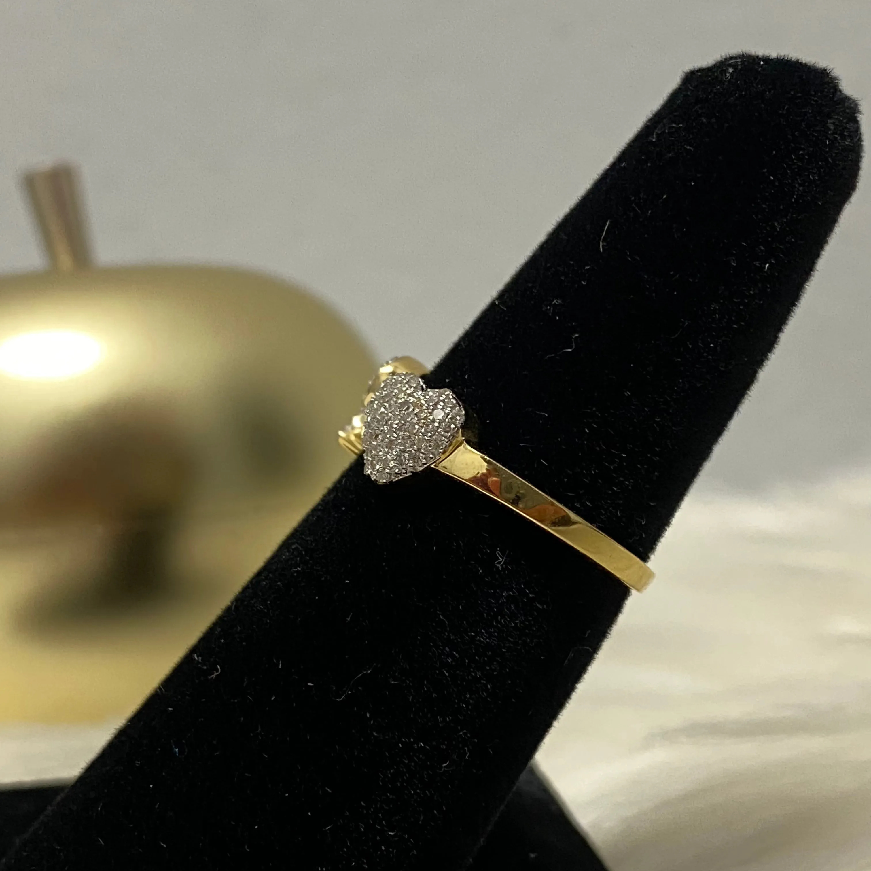10K Yellow Gold Diamond Heart - Letter A Ring 0.21Ct Dia / 2.1gr / Size 7