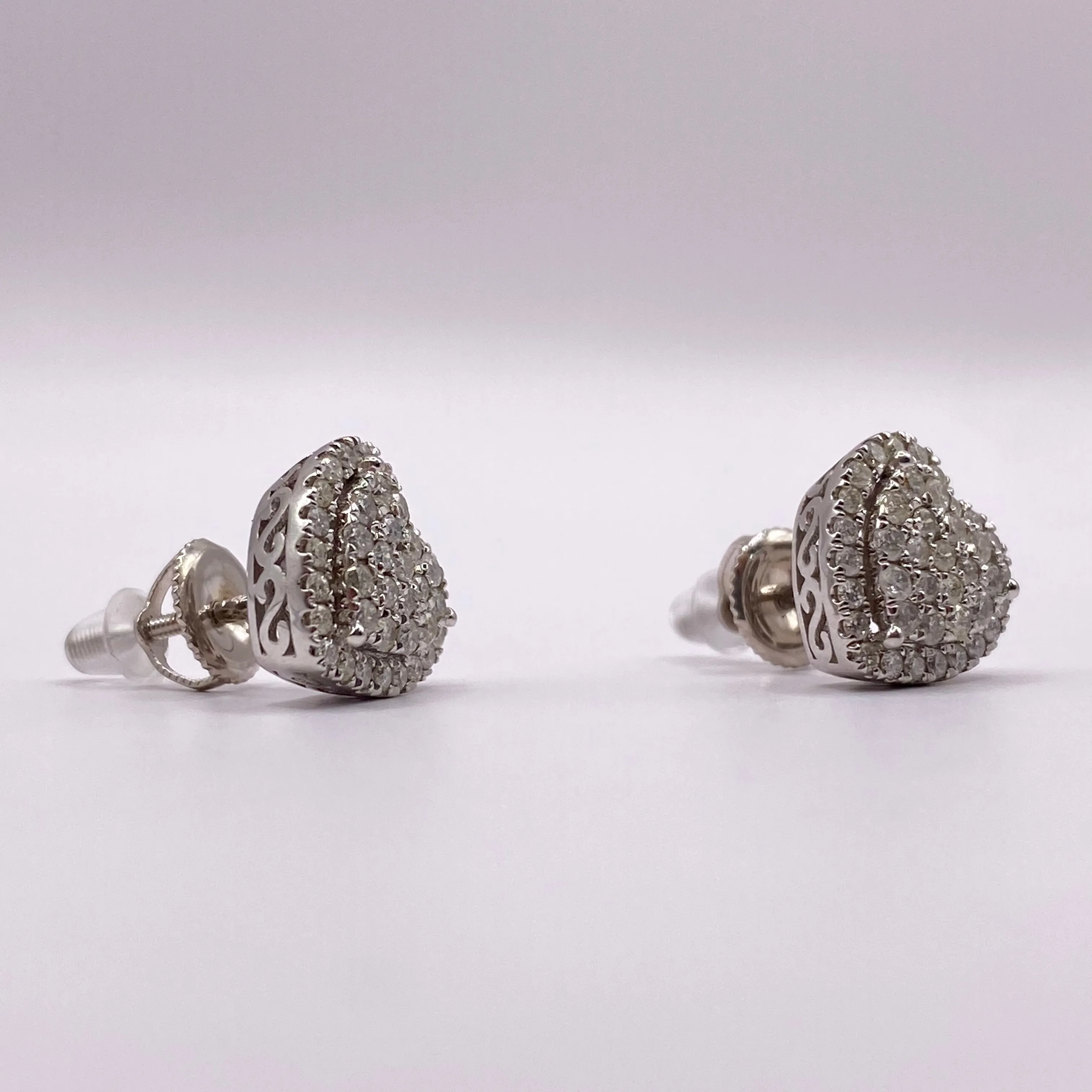 14K White Gold Diamond Heart Stud Earrings 0.97Ct / 3.2gr