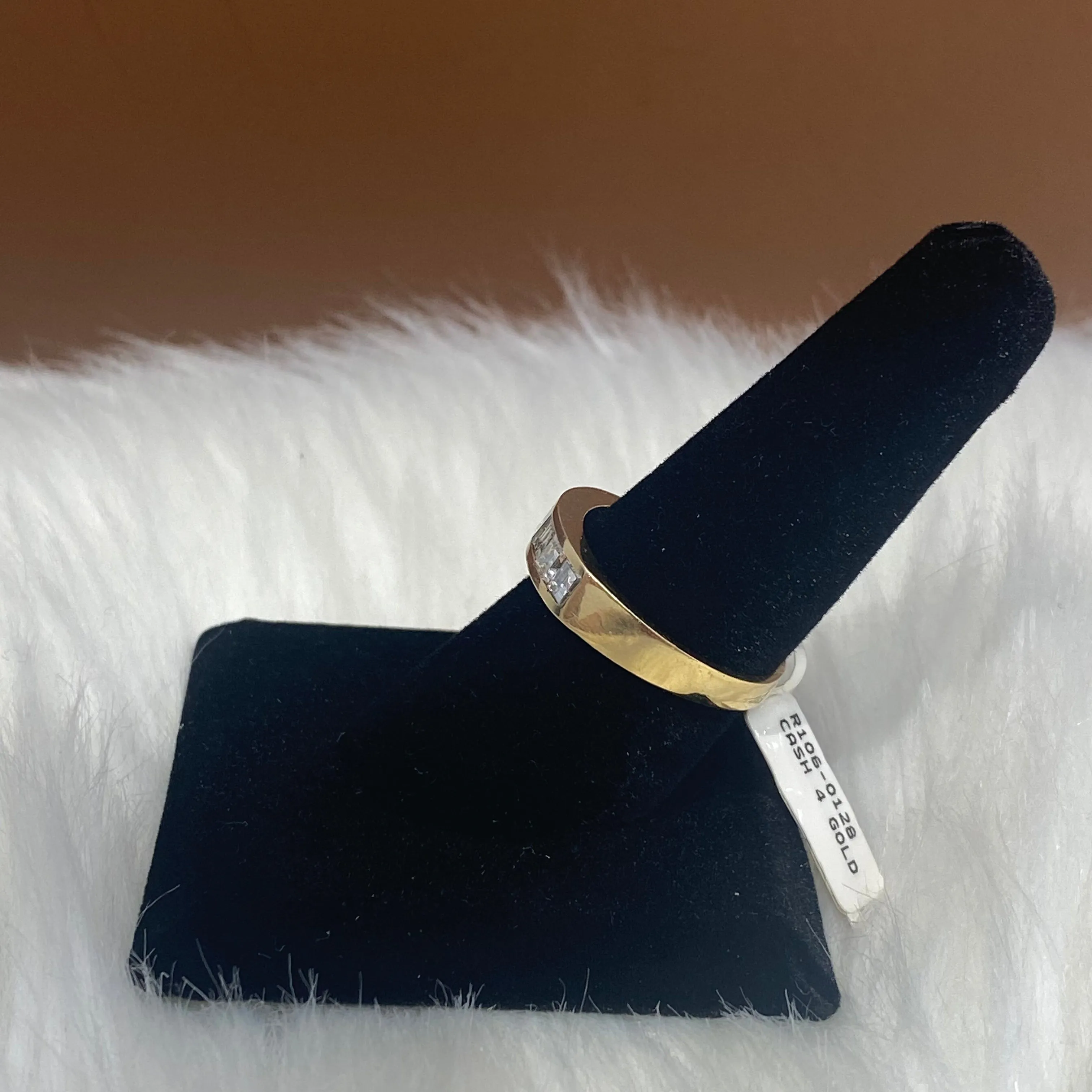 14K Yellow Gold Diamond Luxury Engagement Ring Ct Dia  / 4.5gr / Size 9