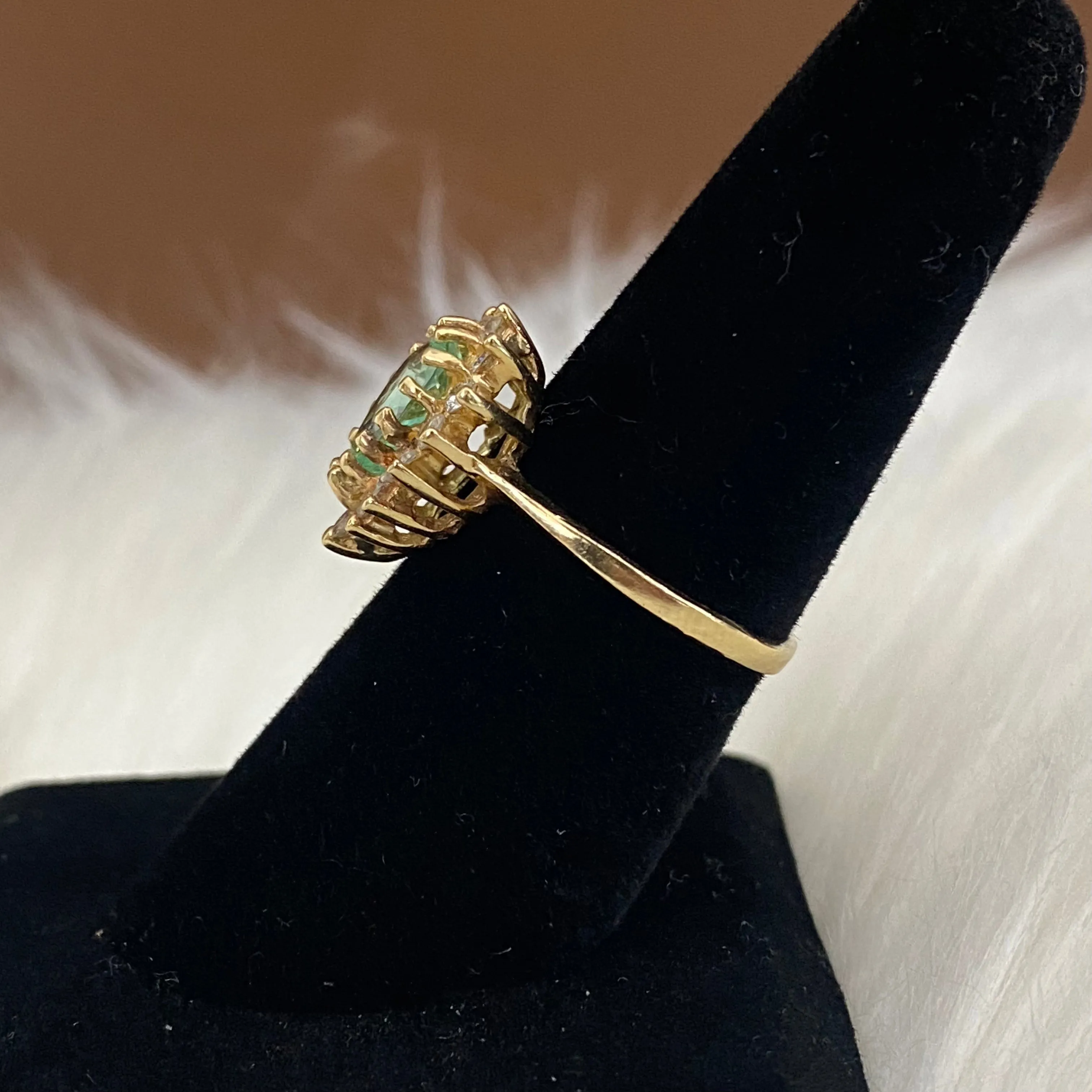 14K Yellow Gold Diamond Luxury Ring Ct Dia/Amathyst / 4gr / Size 6.5