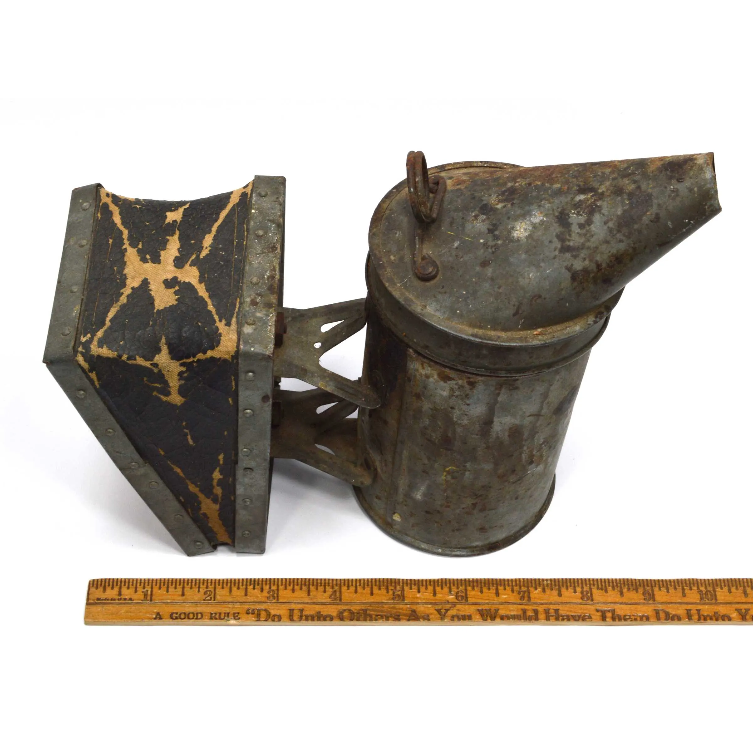 Antique INSECTICIDE BUG SPRAYER Primitive METAL-STEEL w/ BELLOWS Superb Patina!!