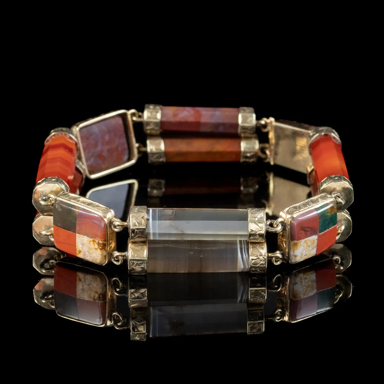 Antique Victorian Scottish Agate Bracelet 15ct Gold