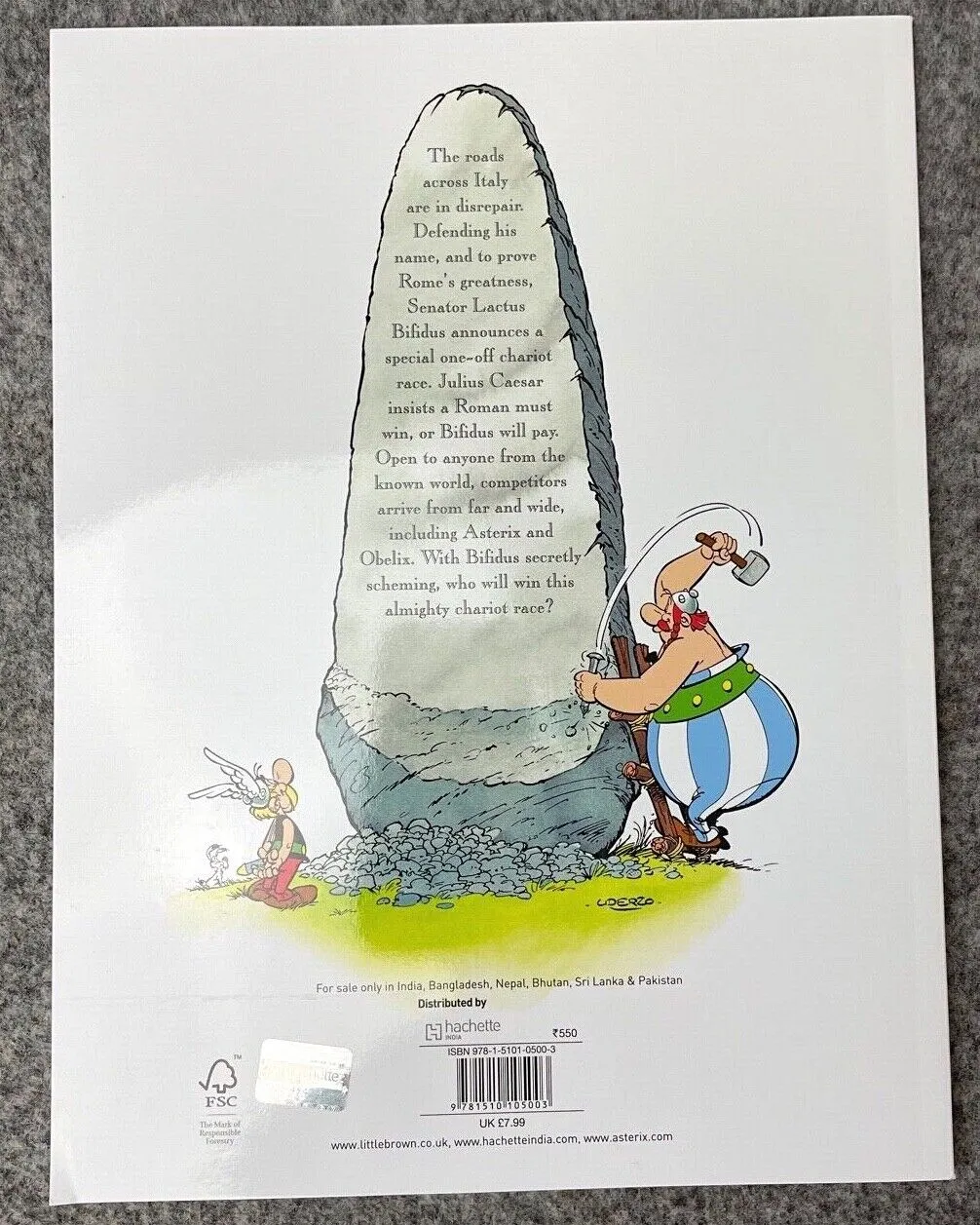 Asterix & Chariot Race - 2000s Orion/Sphere UK Edition Paperback Book EO Uderzo