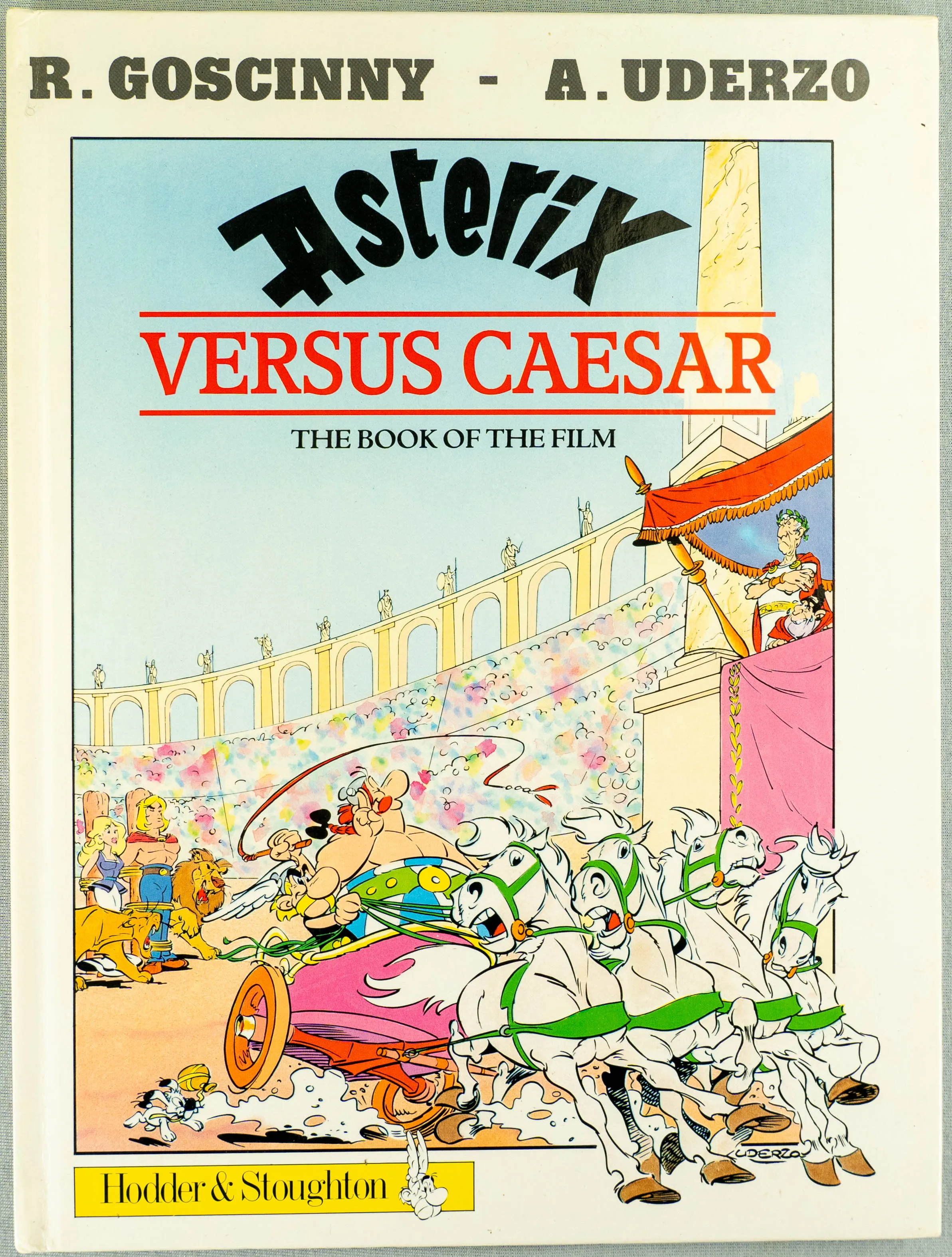Asterix Versus Caesar 1986 Hodder 1st UK Edition HB Comic Book EO Uderzo