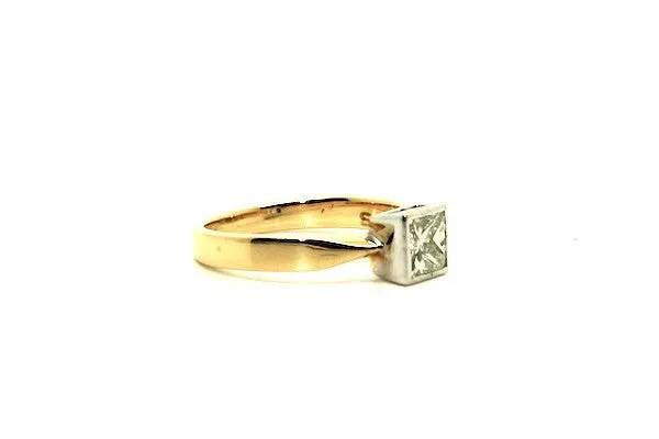 Bezel Set Princess Cut Diamond Ring Ad No.0803