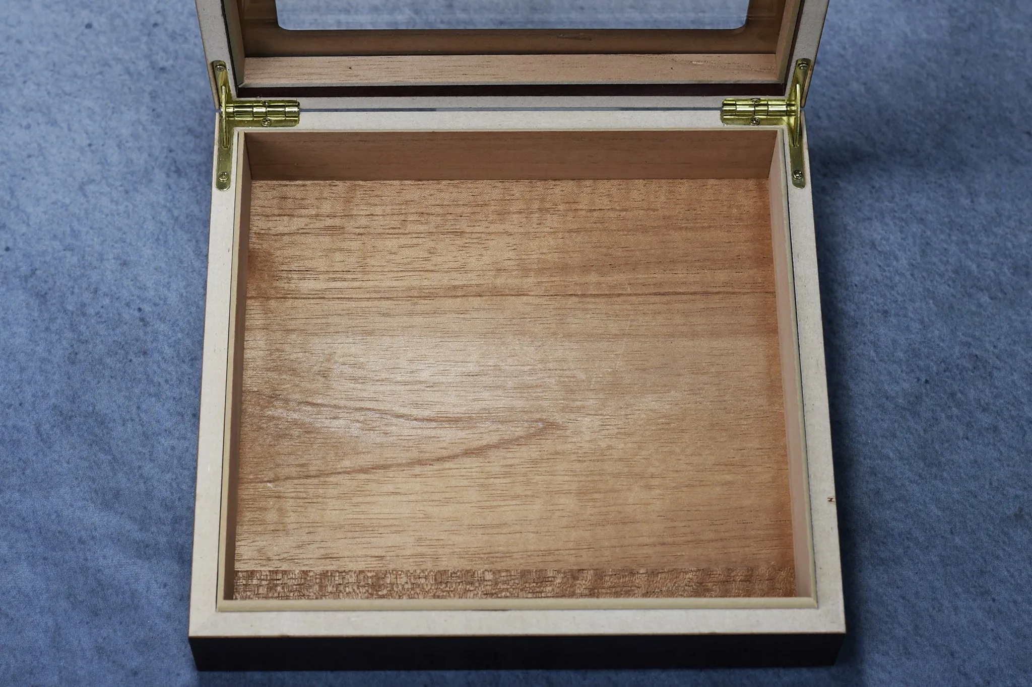Chateau Cherry Humidor