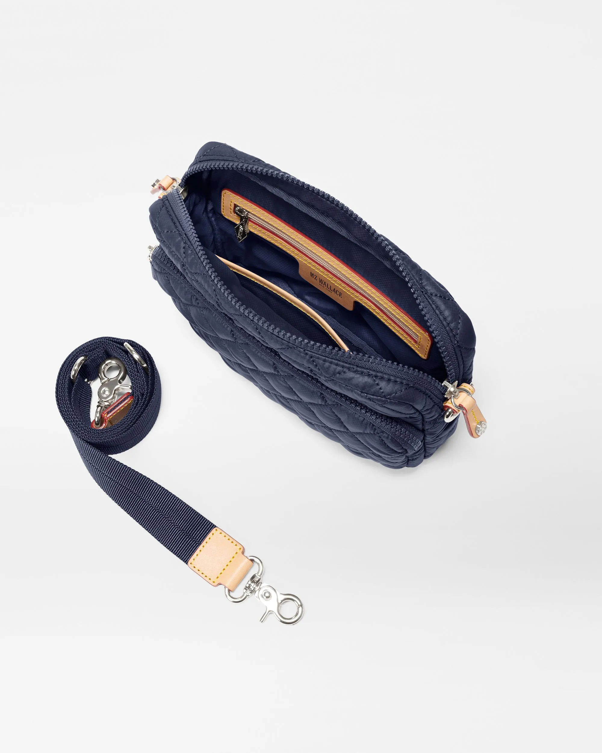 Dawn Small Metro Camera Bag