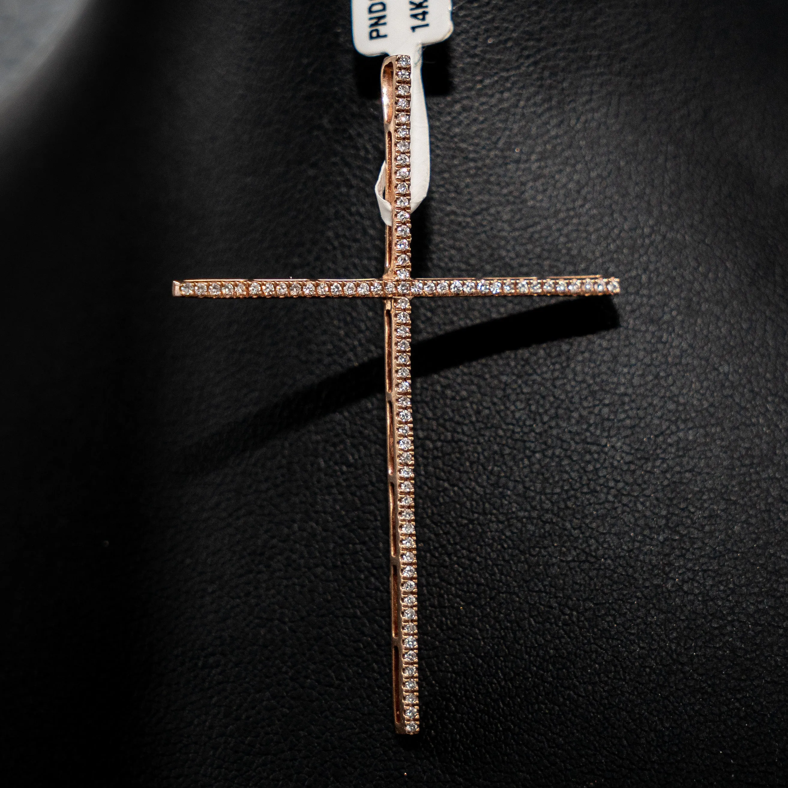 Diamond Cross Pendant 14K Rose Gold / 0.20Ct Dia / 2.5gr