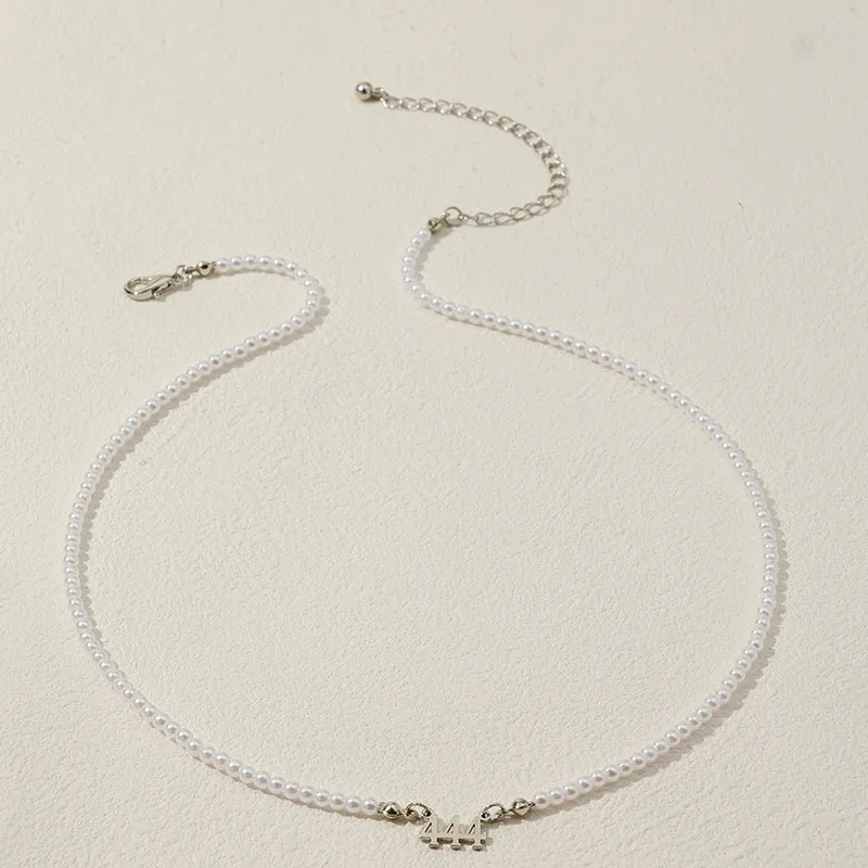 Elegant Pearl Pendant Necklace with Luxurious Design