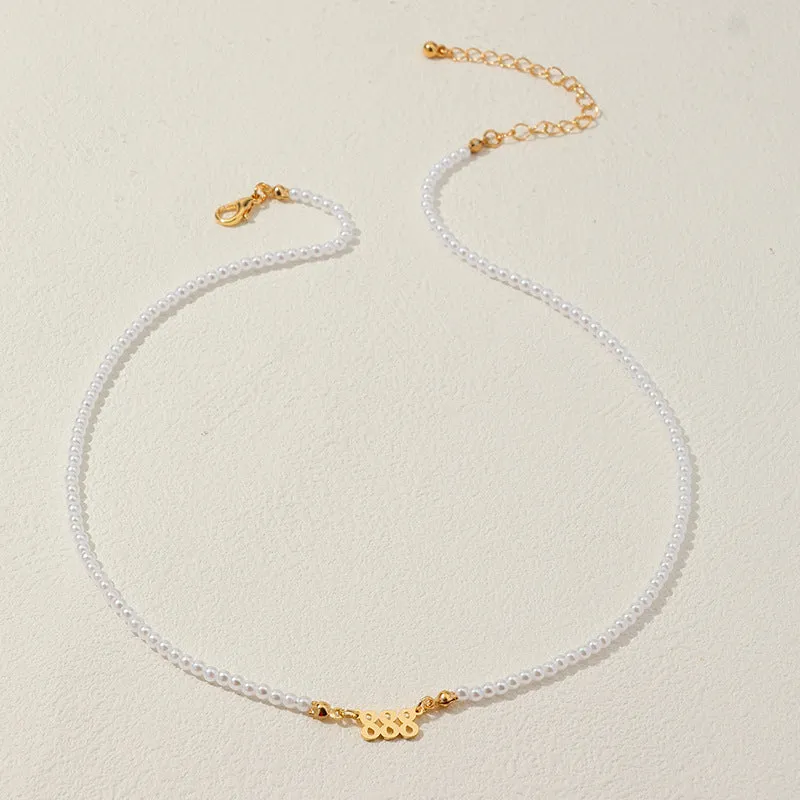 Elegant Pearl Pendant Necklace with Luxurious Design