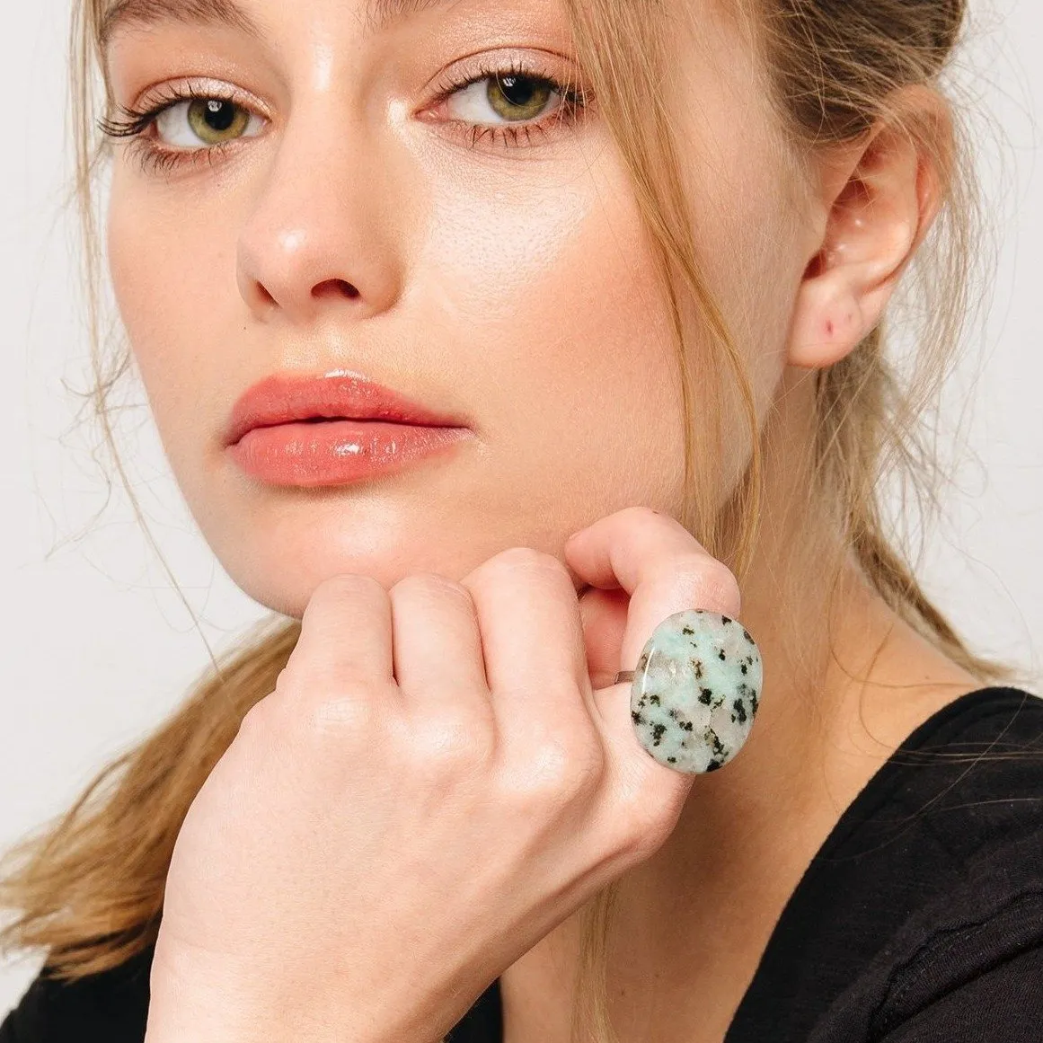 Evia Stone Ring