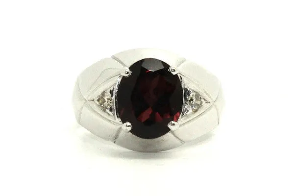 Garnet And Diamond Oval-cut Ring