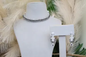 Luster Black Necklace