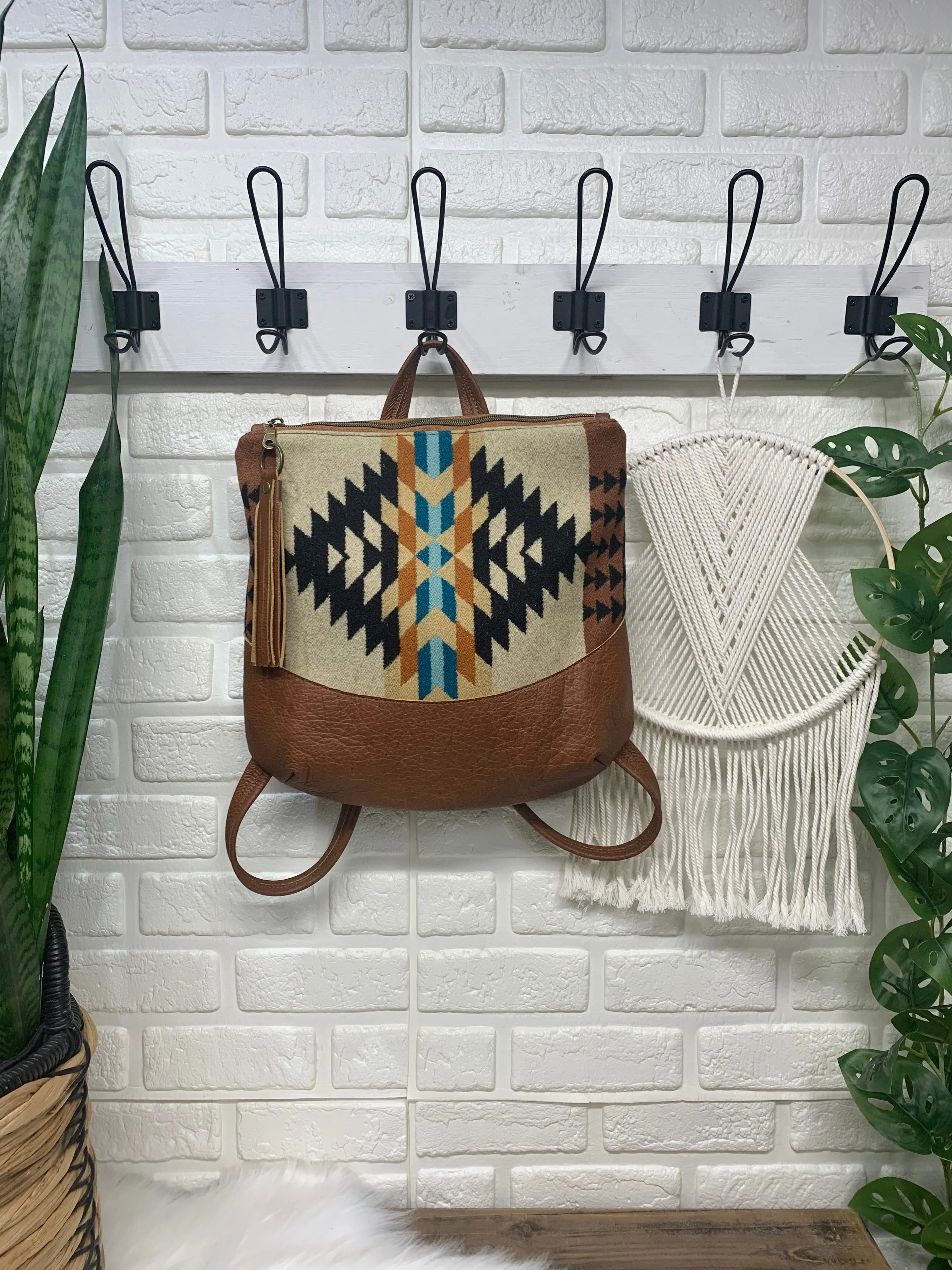Pearl Backpack wool and spice brown genuine leather, Rancho Arroyo wool