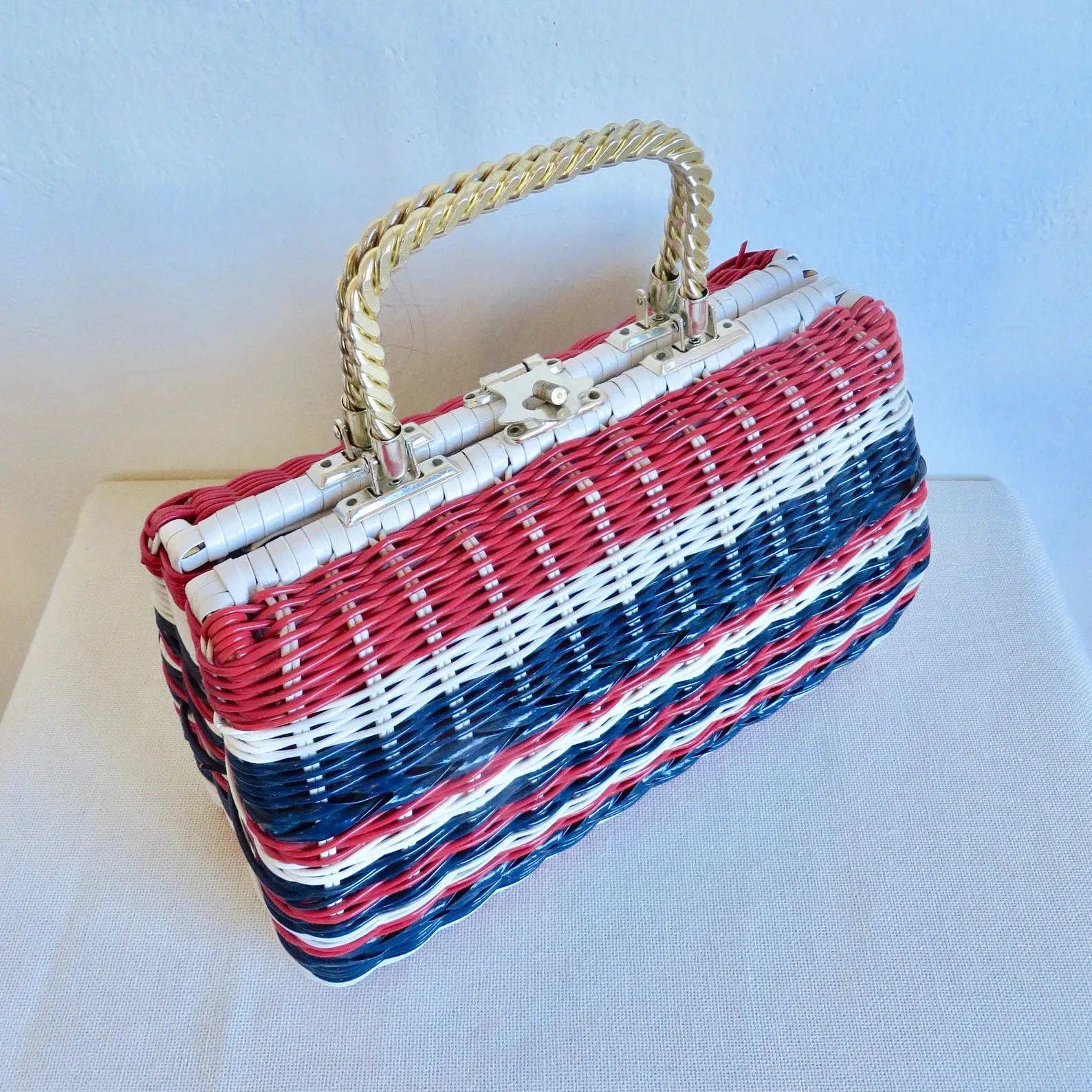 VINTAGE 1960's LARGE RED, WHITE & BLUE "WOVEN" WICKER PURSE