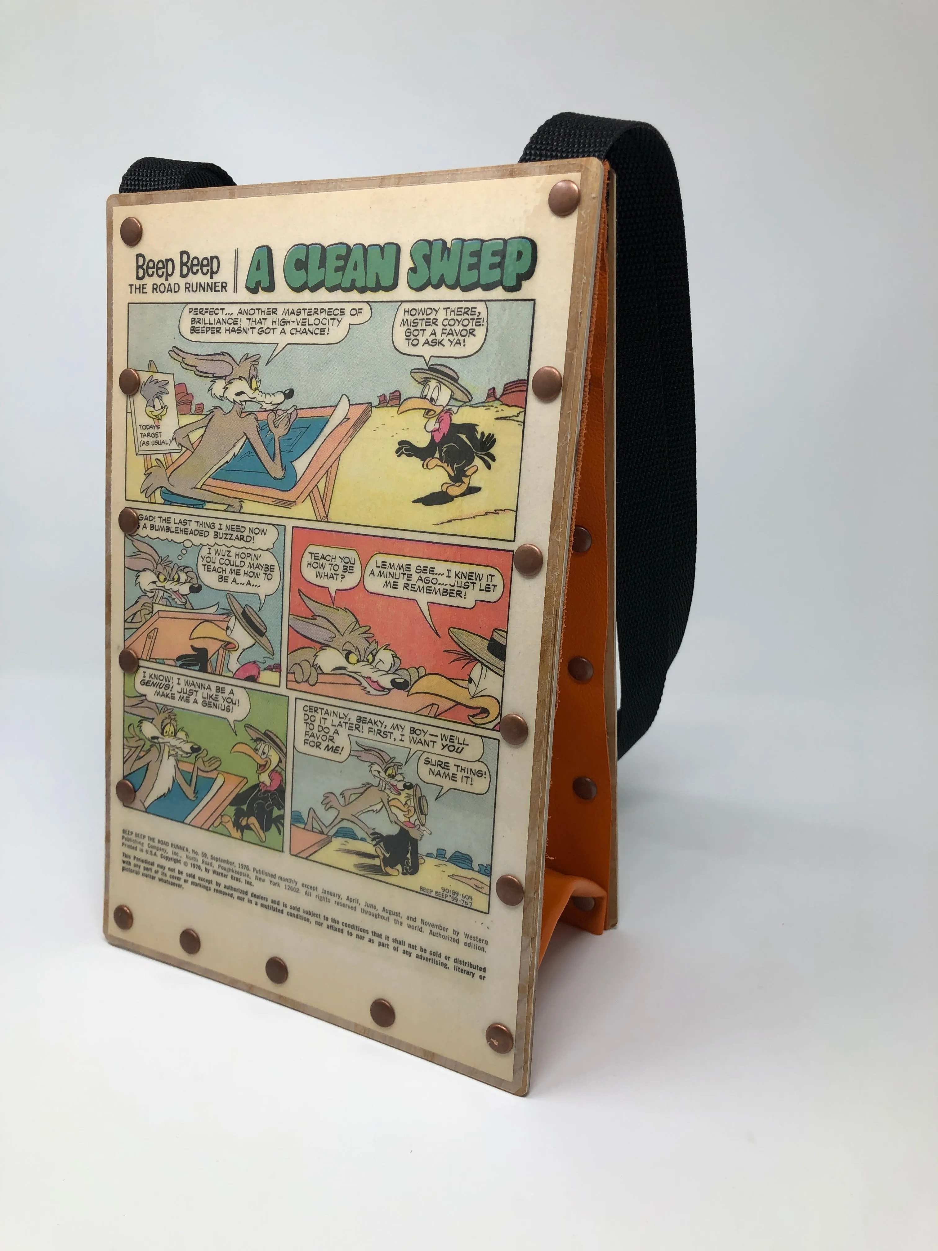 Vintage Gold Key Cartoon Comic Book Purse - The Road Runner September 1976