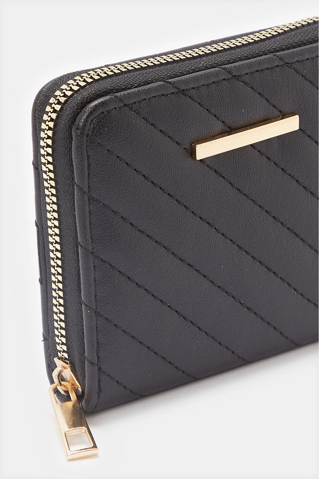 Women Black Textured Purse